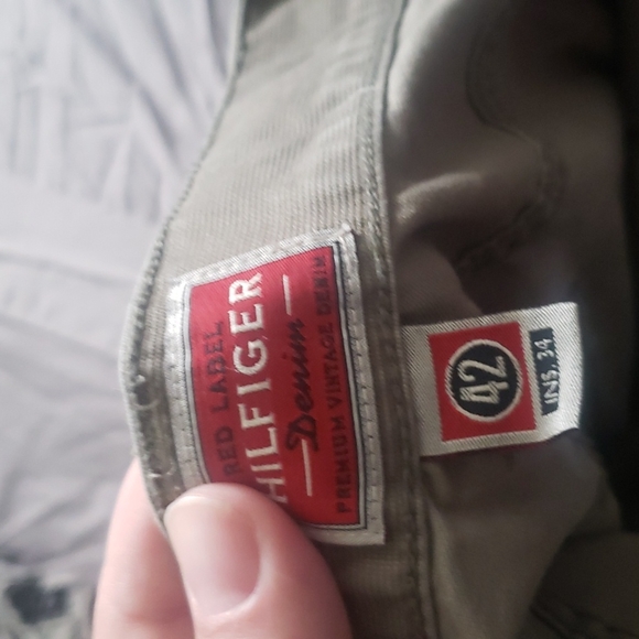 Tommy jeans in green - Picture 3 of 3